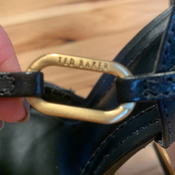 Gorgeous Ted Baker Black Pumps NWT - Picture 10 of 10